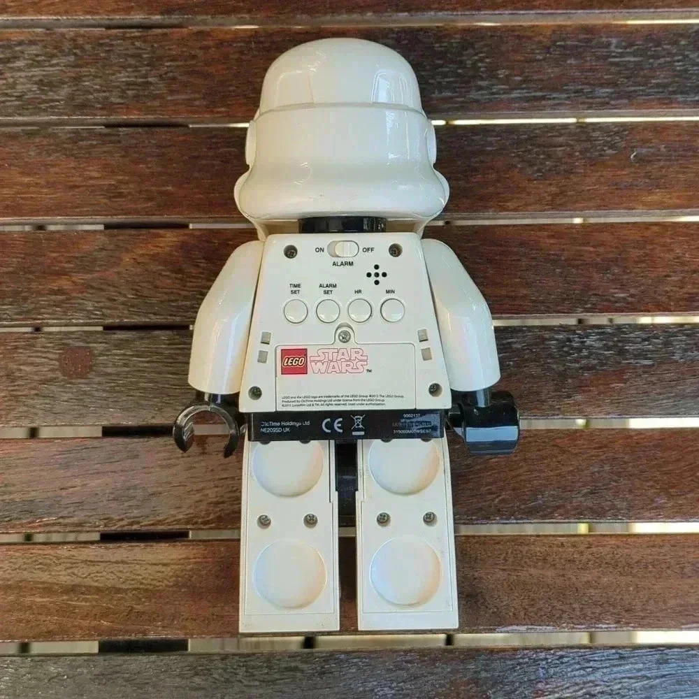 Storm Trooper Alarm Clock - Picture 4 of 10